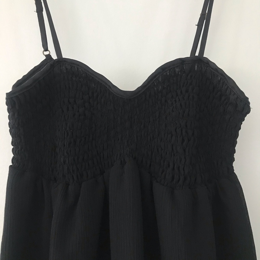 Cute black dressy top XS